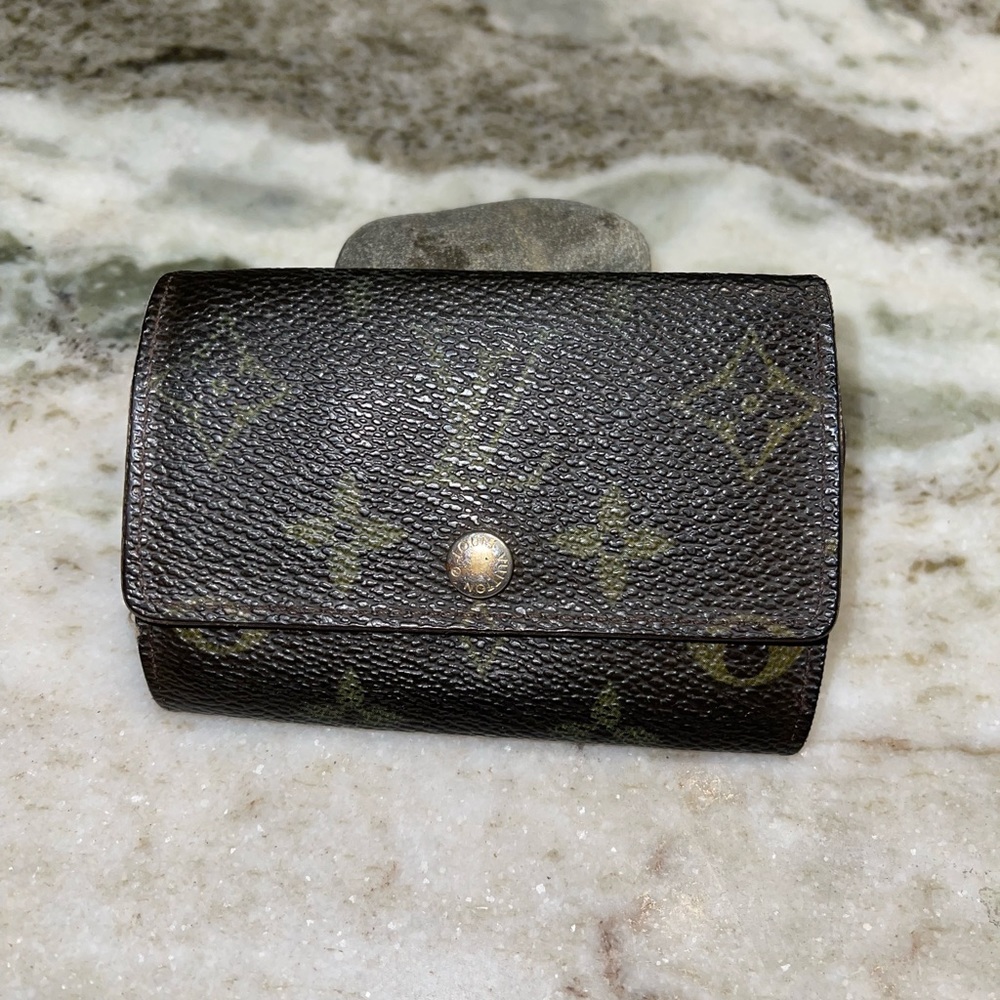 Vintage Louis Vuitton Monogram Key Case Holder